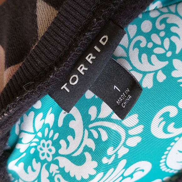 Torrid Sweatshirt - Picture 2 of 2